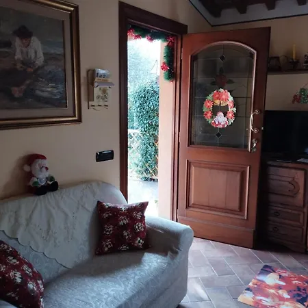 Vakantiehuis Melody House - Dependance Montopoli in Val dʼArno